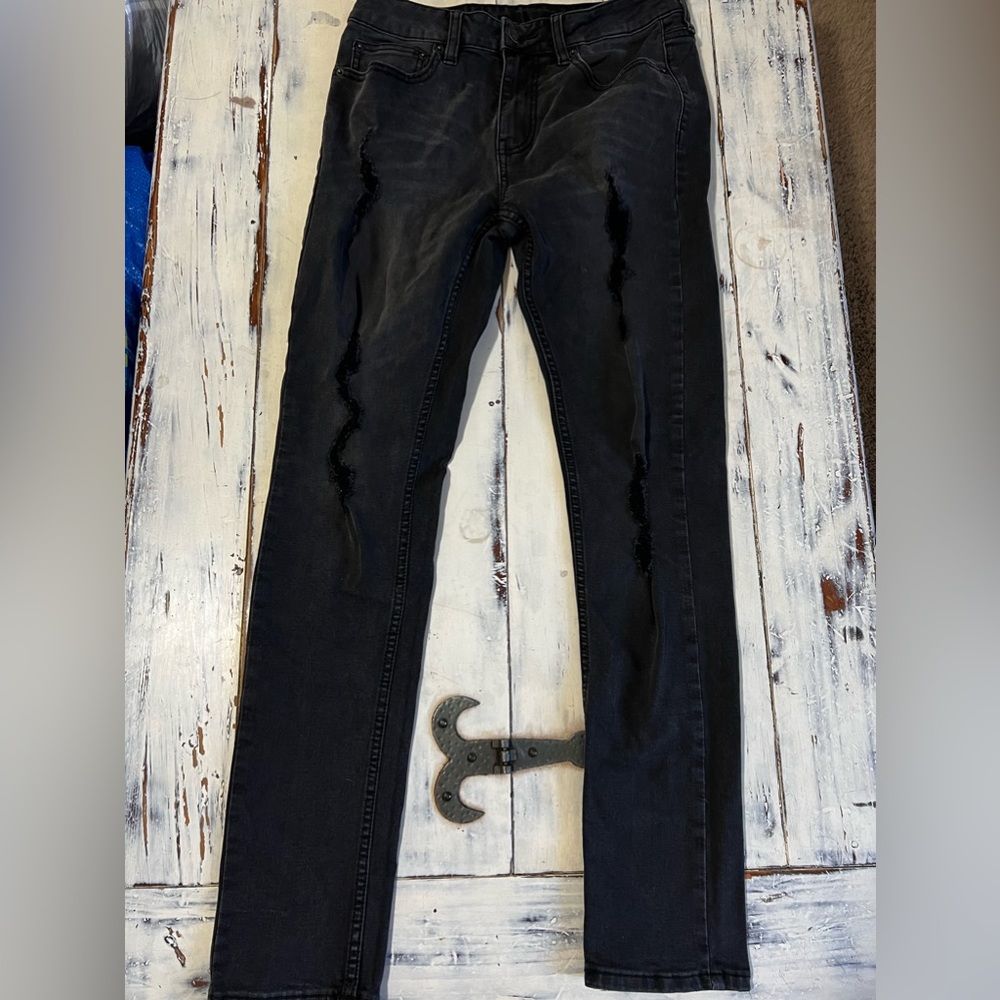 Rue 21 black ripped jeans